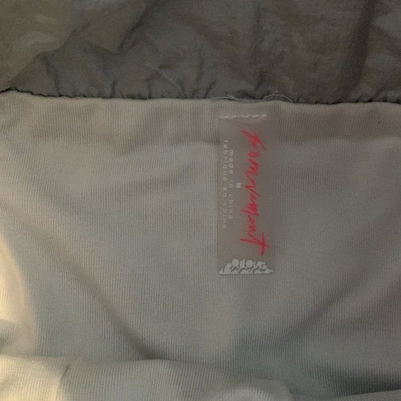 Free people movement On the way home silver shorts-size Medium - Picture 4 of 9